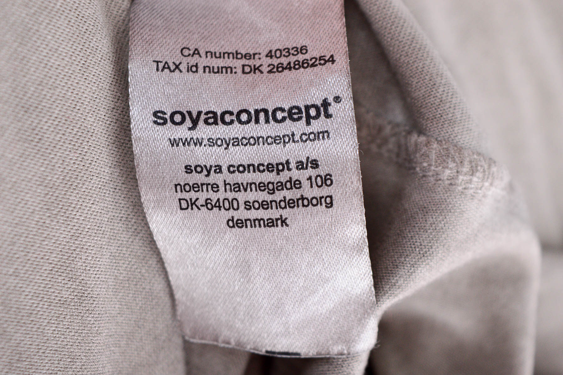 Women's cardigan - Soyaconcept - 2