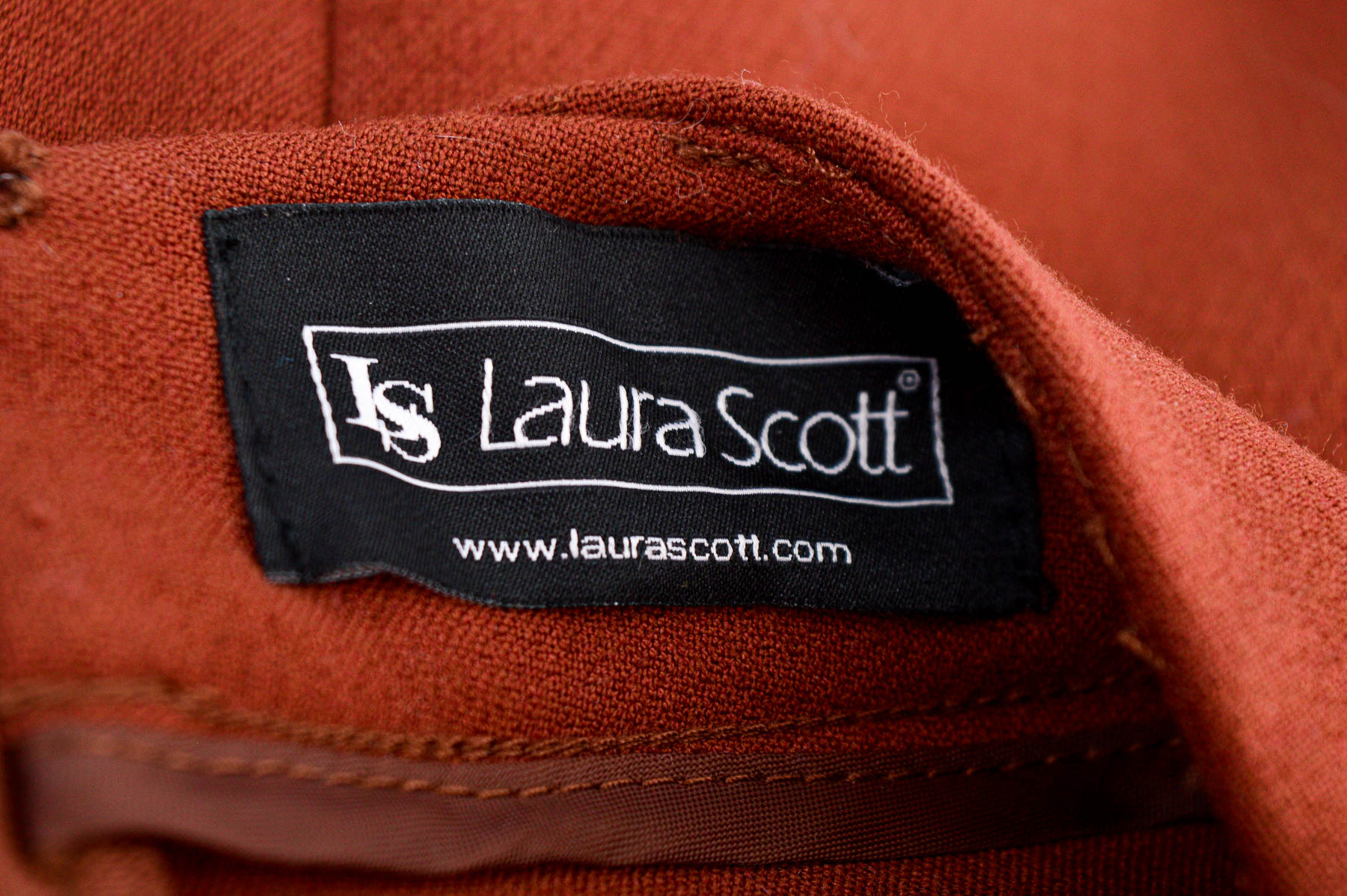 Skirt - Laura Scott - 2