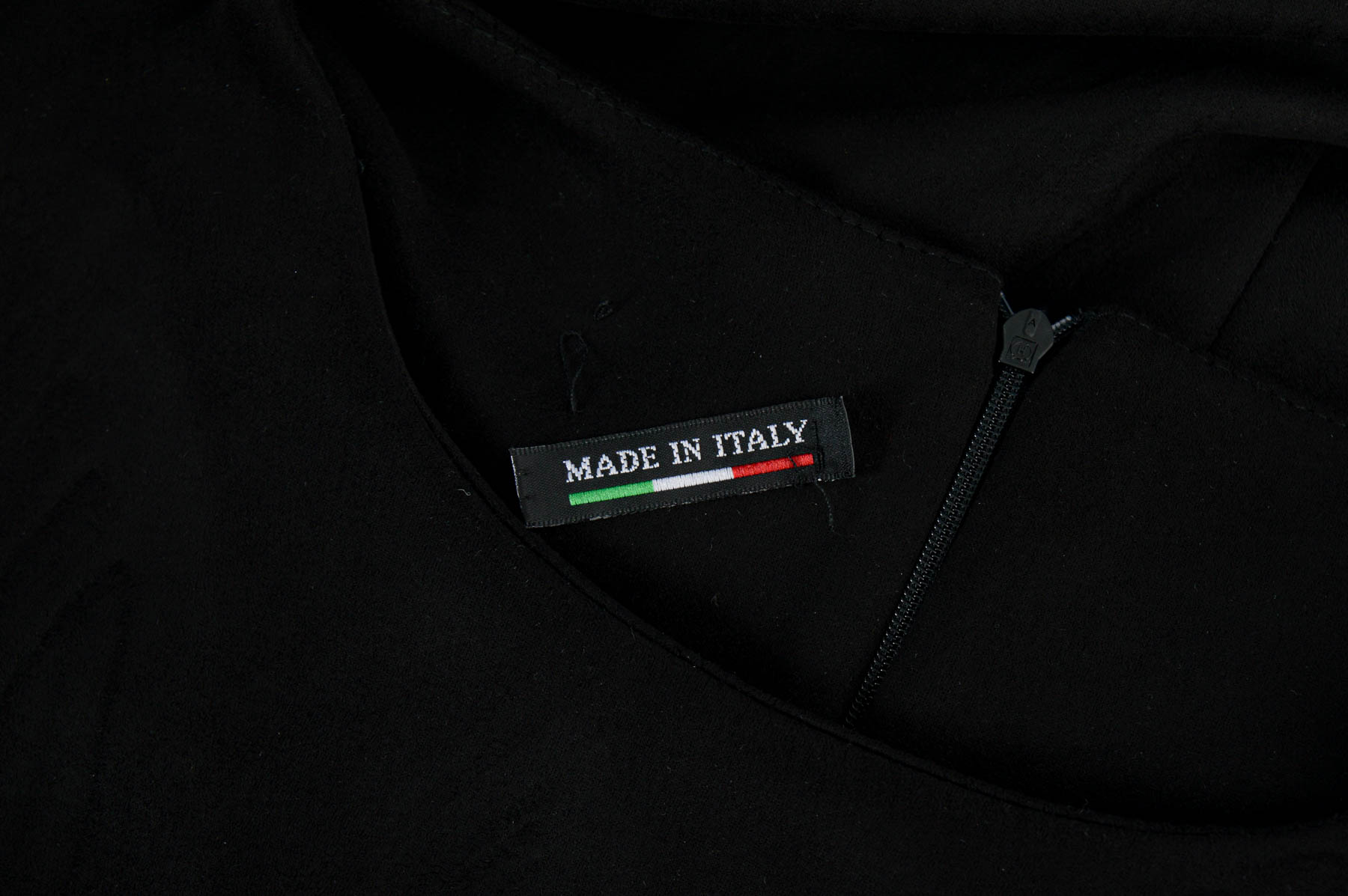 Ένα φόρεμα - Made in Italy - 2