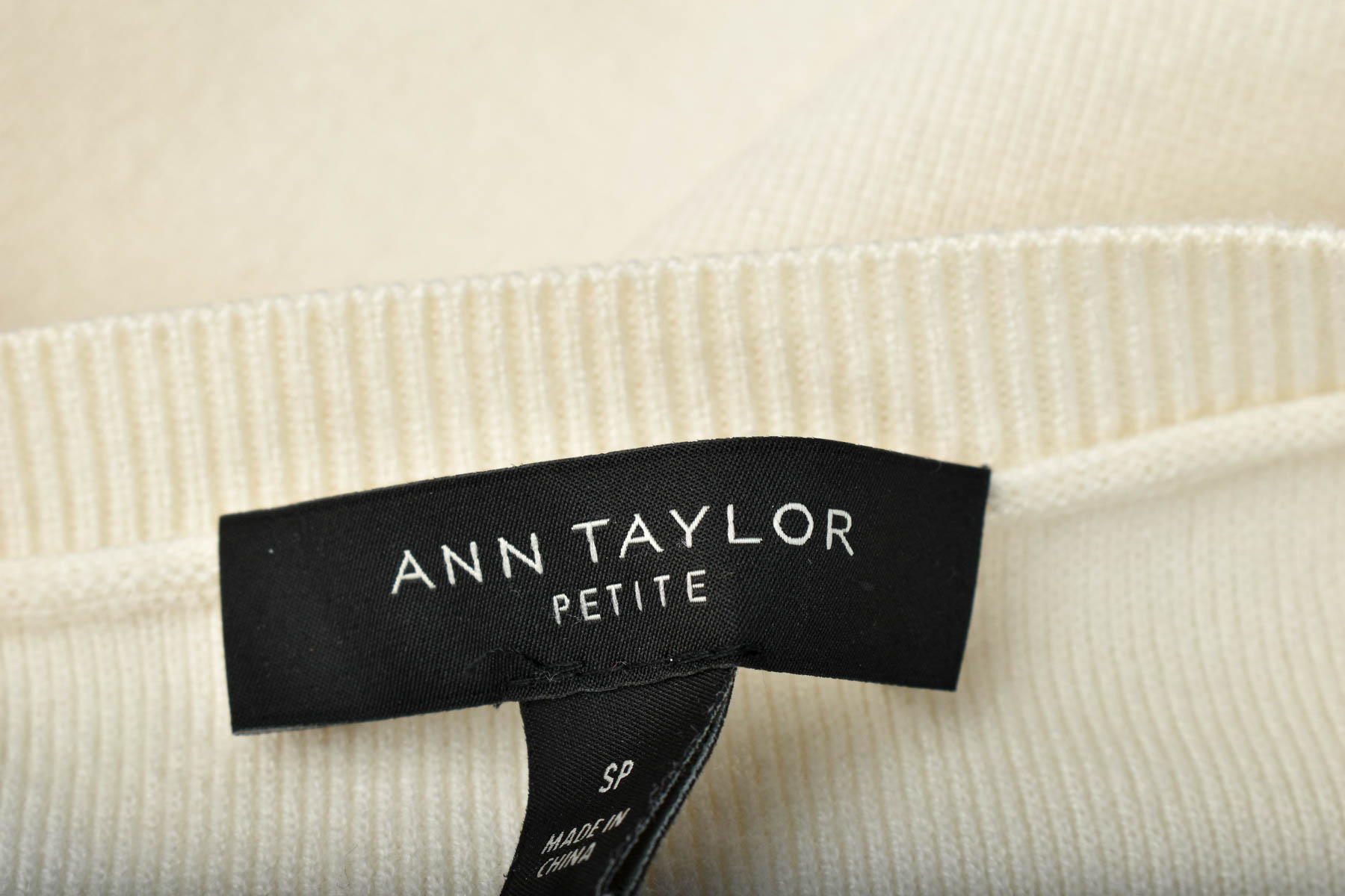 Sweter damski - Ann Taylor - 2
