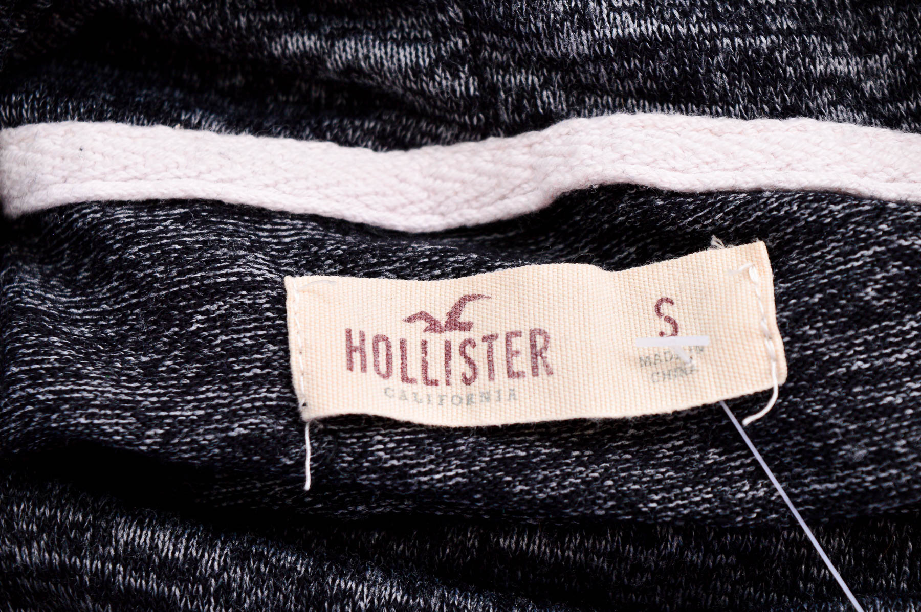 Дамски пуловер - Hollister - 2