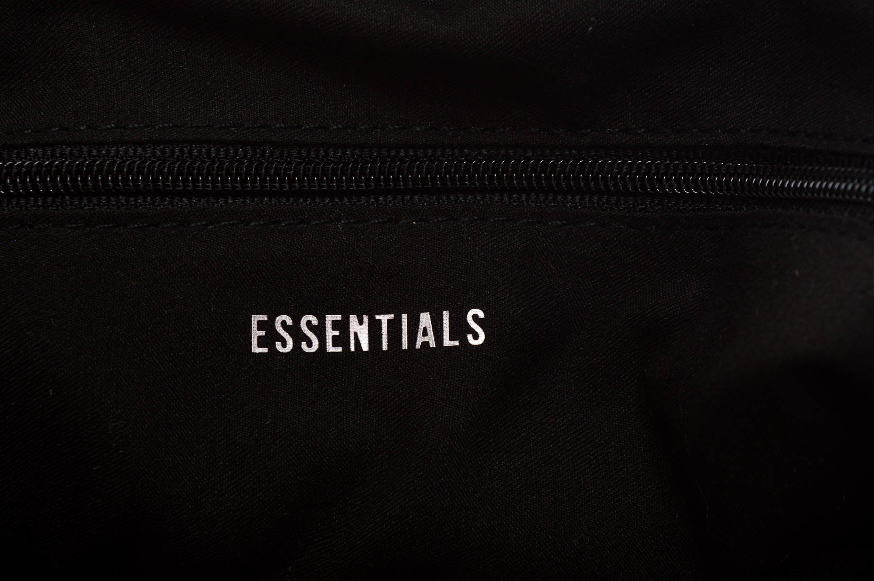 Geantă de damă - Essentials - 3