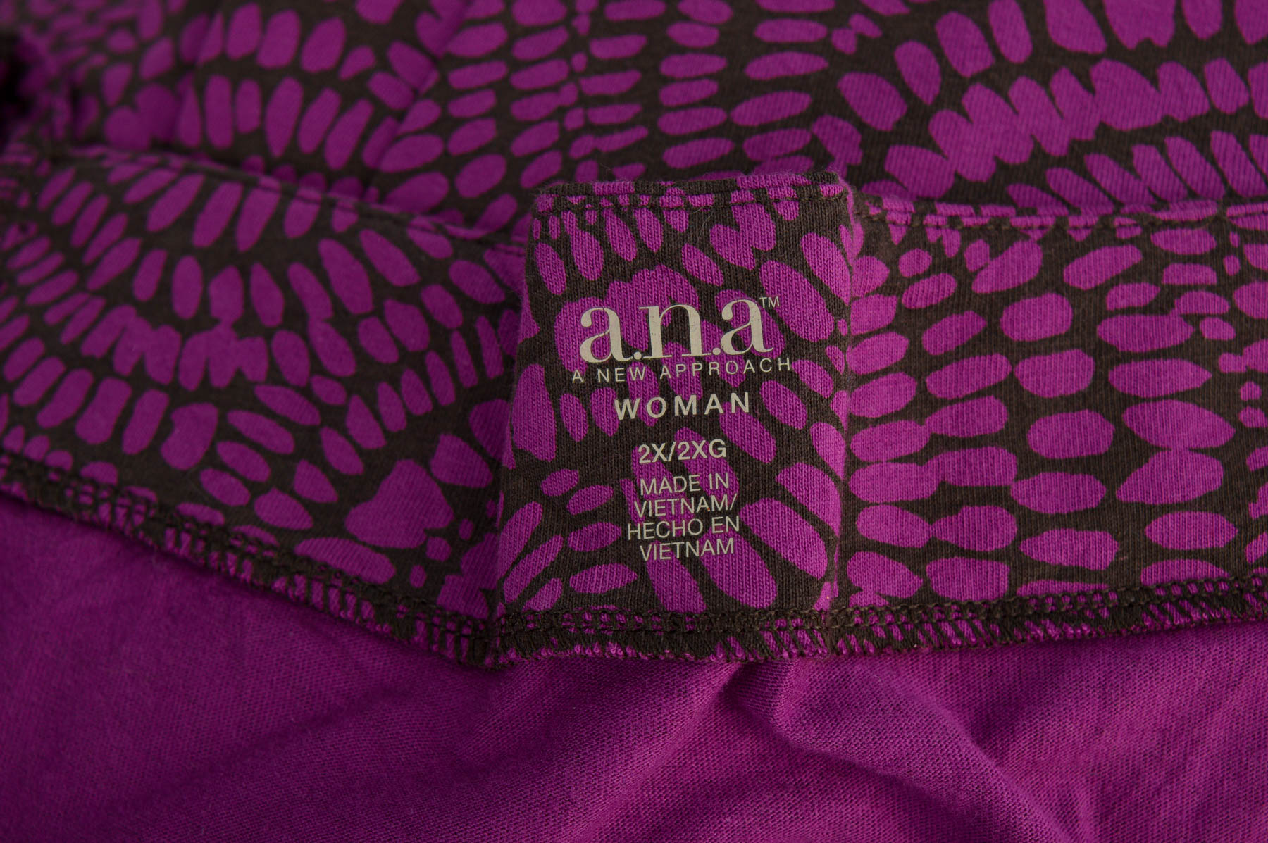 Women's t-shirt - a.n.a - 2