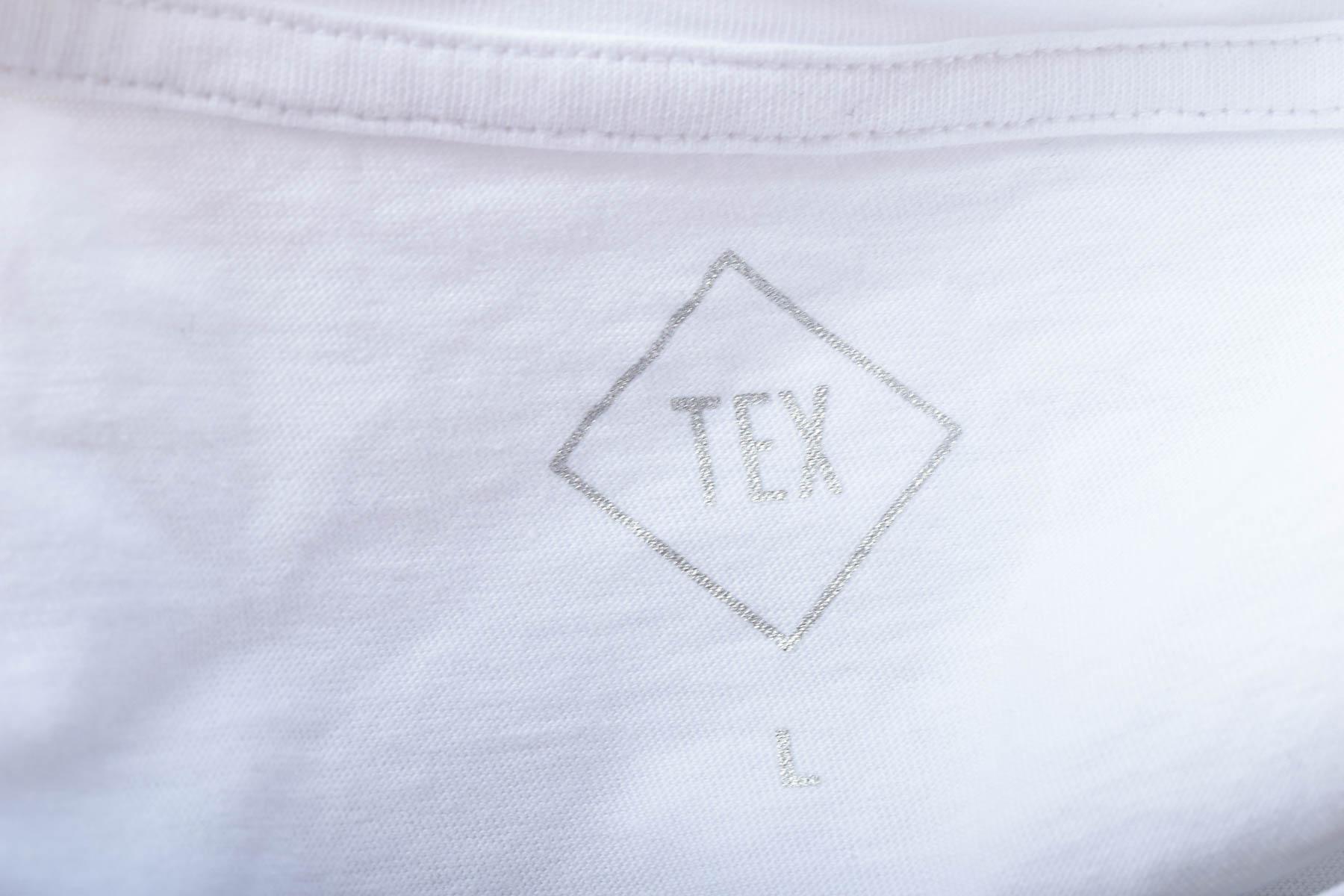 Tricou de damă - TeX - 2