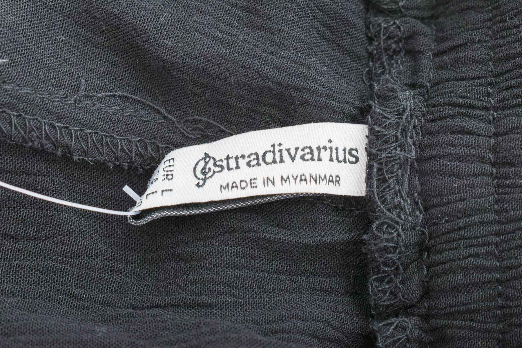Pantaloni scurți de damă - Stradivarius - 2