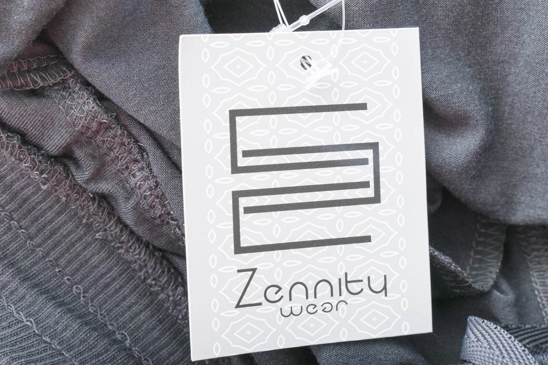 Krótkie spodnie damskie - Zennity - 2