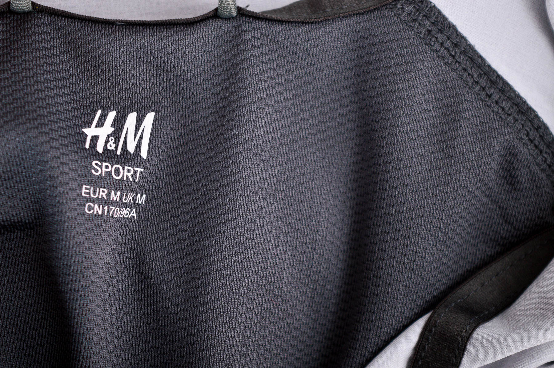 Female jacket - H&M Sport - 2
