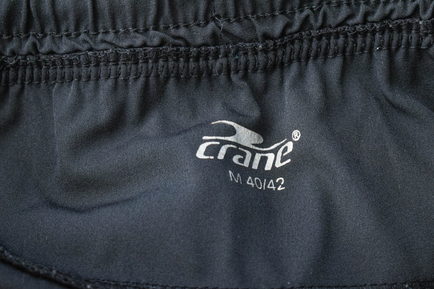 Female sports wear - Crane - 2