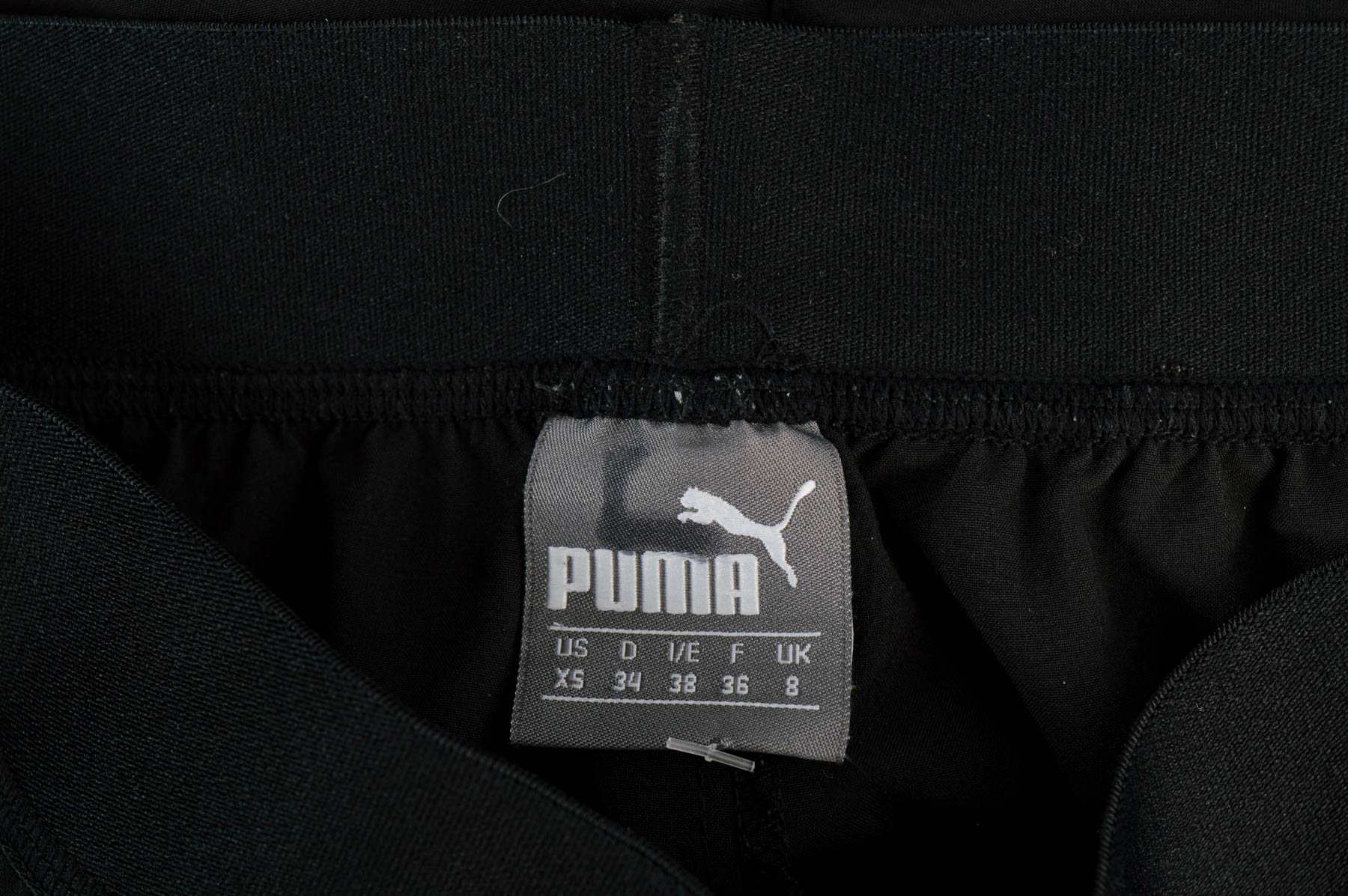 Women's shorts - Puma - 2