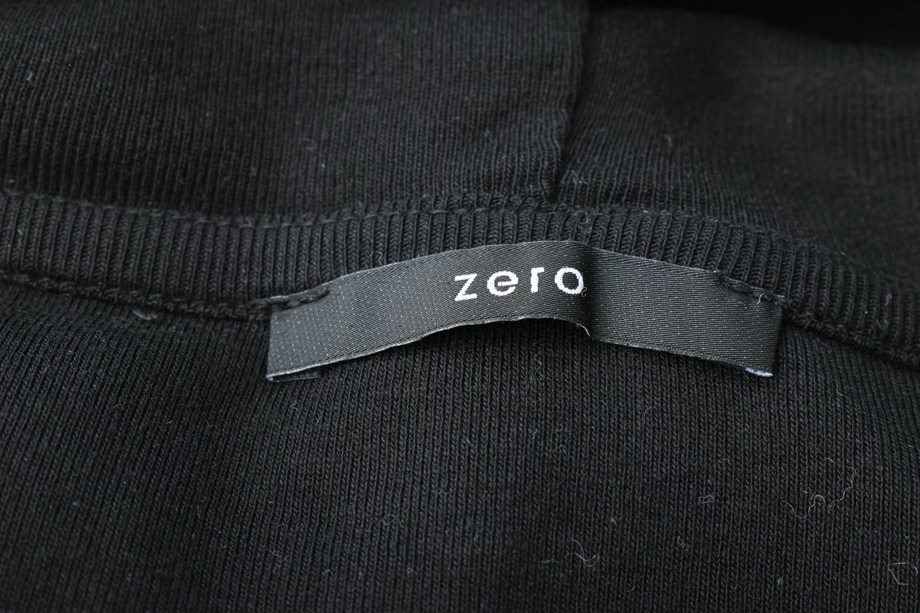 Ένα φόρεμα - Zero - 2