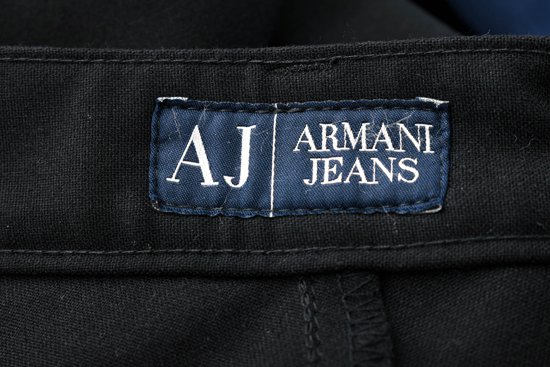 Pantaloni de damă - Armani Jeans - 2