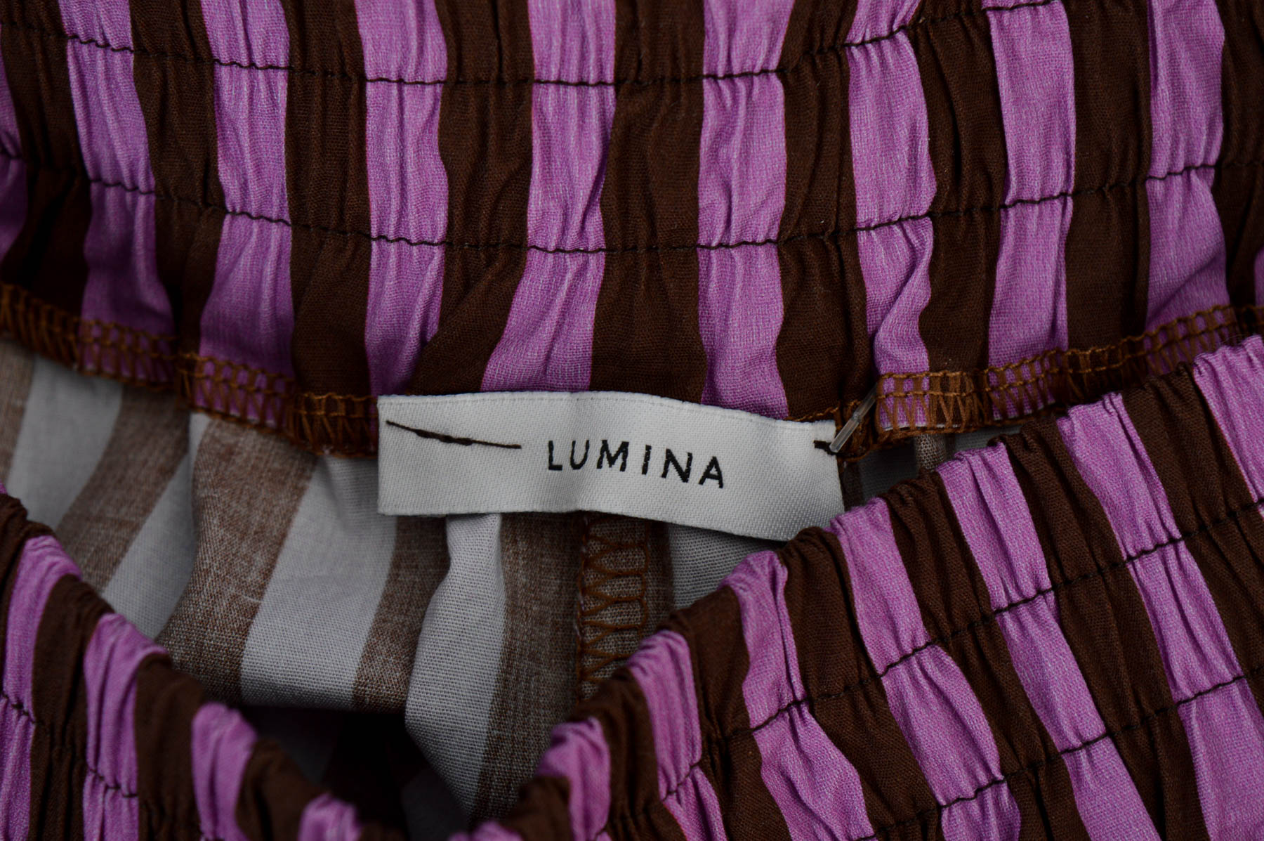 Krótkie spodnie damskie - LUMINA - 2