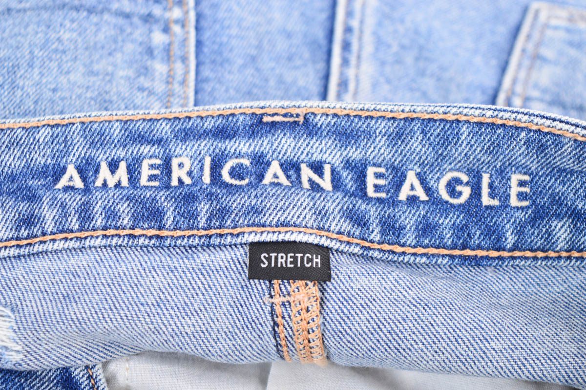 Krótkie spodnie damskie - American Eagle - 2