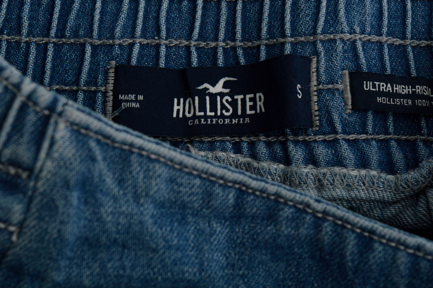 Jeans de damă - Hollister - 2