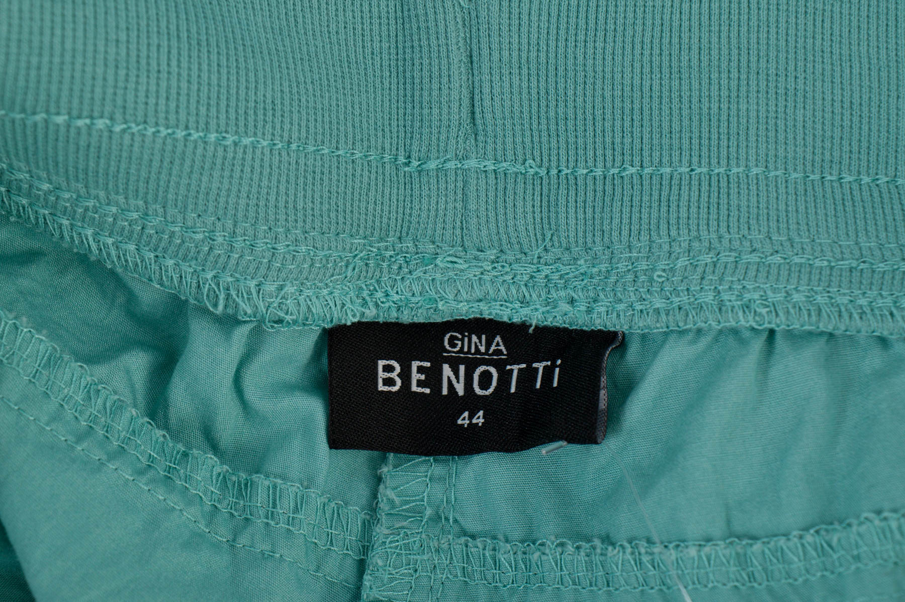 Krótkie spodnie damskie - Gina Benotti - 2