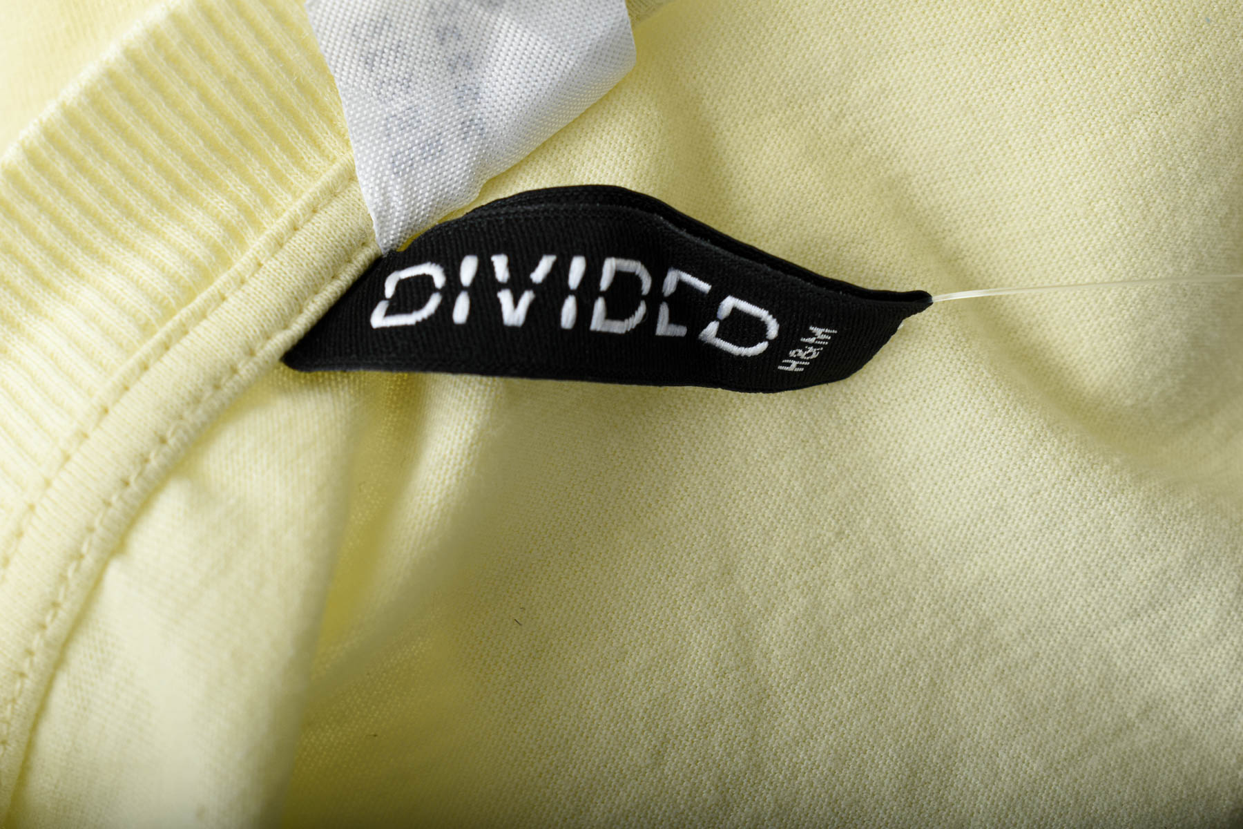 Women's t-shirt - DIVIDED - 2