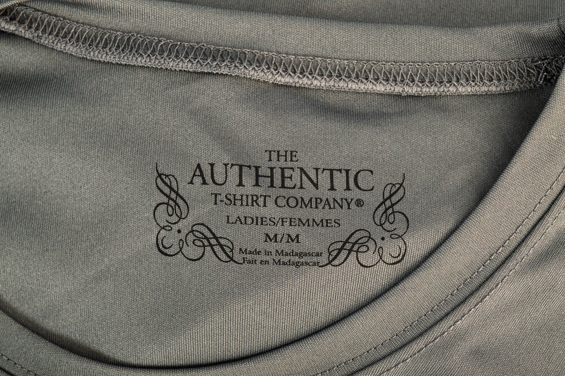 Tricou de damă - THE AUTHENTIC - 2