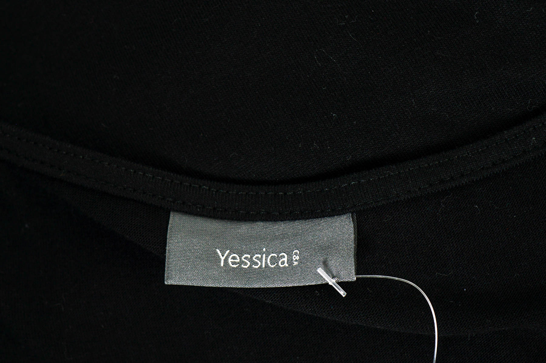 Women's t-shirt - Yessica - 2