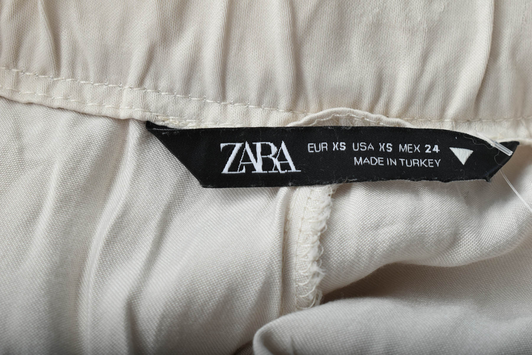 Female shorts - ZARA - 2