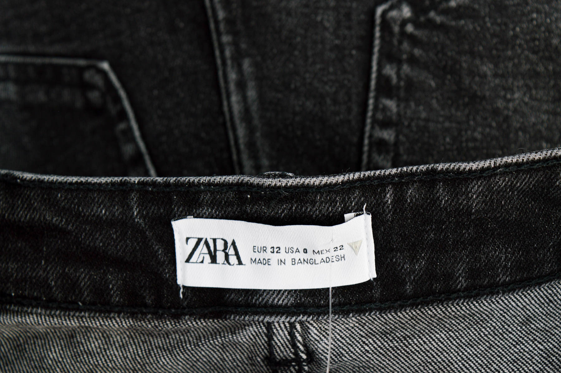 Female shorts - ZARA - 2