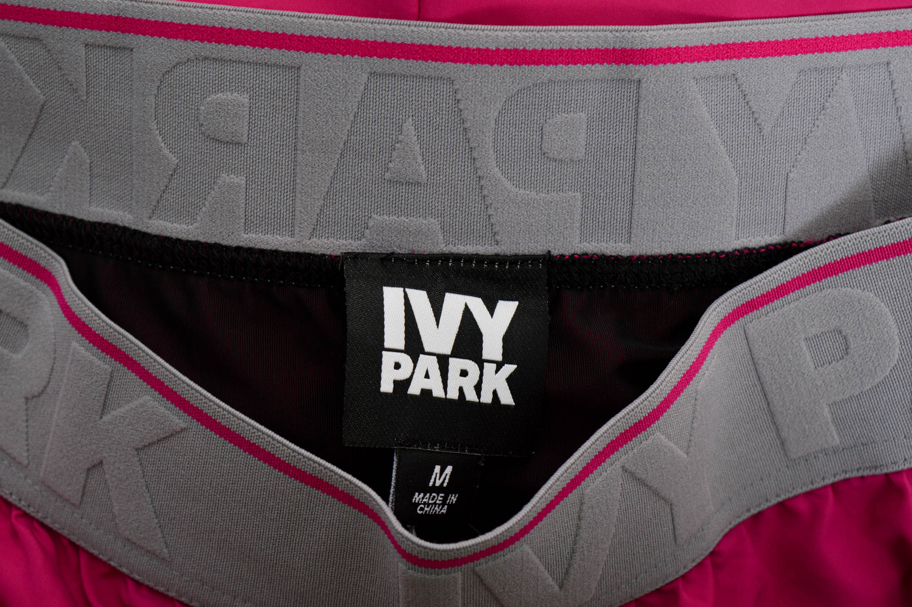 Дамски шорти - IVY PARK - 2