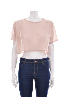 Women's t-shirt - MISSGUIDED front