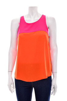Women's top - Forever 21 front