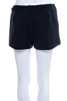 Female shorts - Qbg back