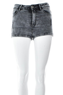 Krótkie spodnie damskie - Terranova front