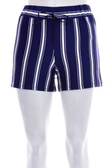 Female shorts - PAMMY PRONTO MODA front