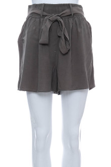 Female shorts - Takko Fashion front