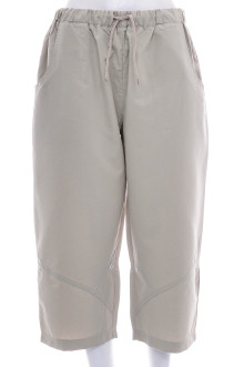 Female shorts - CHAMONIX front