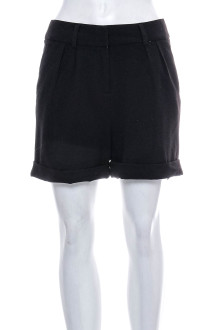 Female shorts - Madonna front