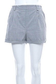 Krótkie spodnie damskie - Bershka front
