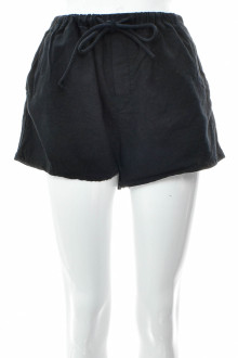 Female shorts - MNG front