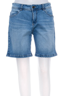 Krótkie spodnie damskie - C&A front