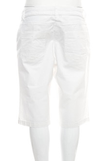 Krótkie spodnie damskie - Garnaby's back