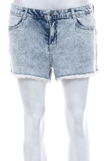 Дамски къси панталони - DIVIDED front