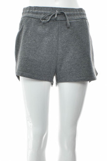 Female shorts - H&M Basic front