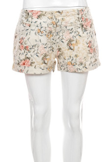 Krótkie spodnie damskie - Authentic front