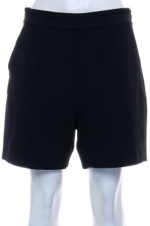 Female shorts - HALLHUBER front