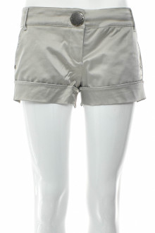 Female shorts - Zona Brera front