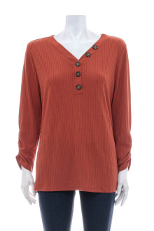 Дамски пуловер - EST. 1946 front