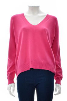 Women's sweater front