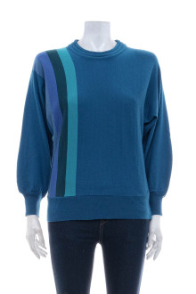 Women's sweater - Lucia front
