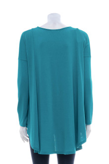 Women's blouse - Camille & Co. back