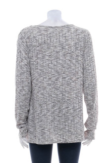 Women's sweater - Maurices back