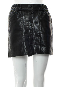 Leather skirt - Bershka front