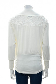Women's blouse - Yidarton back