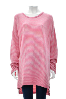 Women's sweater - Target Collection front